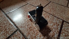 Trojzásuvka s USB do autozásuvky - 5