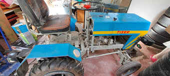 Malotraktor s přívěsem - 5