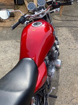Kawasaki Zephyr 750 - 5