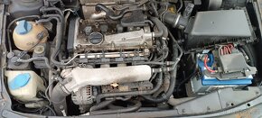 Seat Leon 1.8T 132kW díly - 5