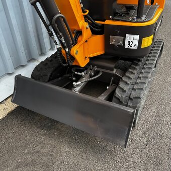 Minibagr RYPEX RP8M2 TOP stroj - 5