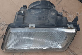 Audi 100 - Přední světlomety - 5