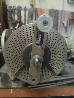 Delička pro frézu UDG 250 - 5