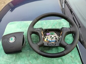 Nově přešitý multifunkční volant - 5
