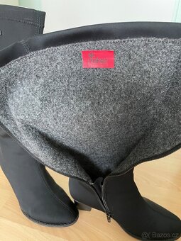 Dámské černé kozačky pod kolena - 5