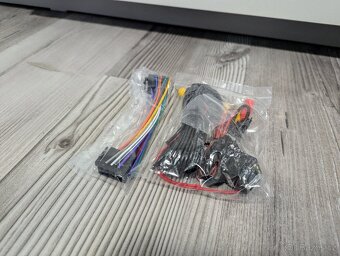 2DIN autorádio 7018B + zadní parkovací kamera NOVÉ - 5