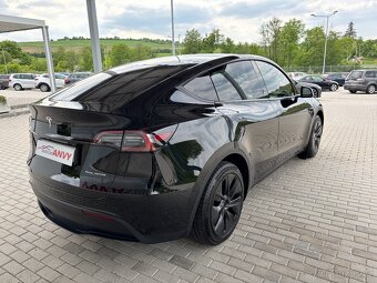 Tesla Model Y - 5