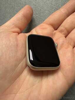 Chytré hodinky Apple Watch SE 2022 GPS 40mm - 5