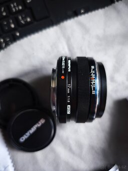 Olympus M.Zuiko Digital 17mm F1.8 MSC black TOP STAV. - 5