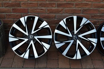 5x114,3 R18 Hliníkové disky Originál Lexus NR - 5