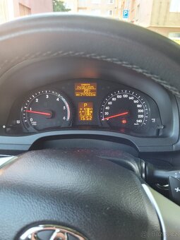 Prodám Toyota Avensis 2.2 D-CAT 110kw - 5