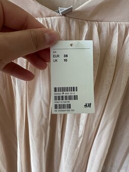 Béžové společenské šaty H&M - 5