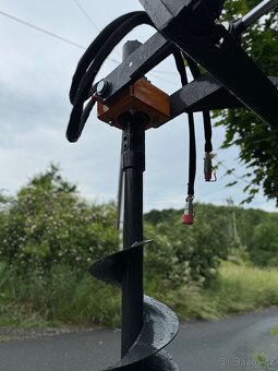 Hydraulický půdní vrták profi Wolverine USA, mininakladač - 5