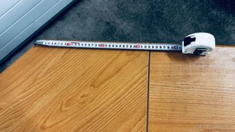 Veliký rohový kancelářský stůl - 5