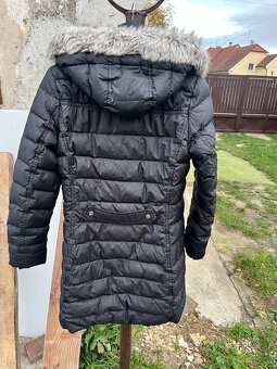 Zimni perovy kabat Tommy Hilfiger - 5