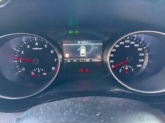 Kia Ceed  SW 1.5 GDi GT Line - 5