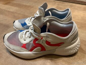 Boty Jordan 43 - 5