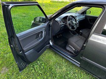 Škoda Fabia 1.4 Benzin 63/KW Rok v.:2011/4 - 5