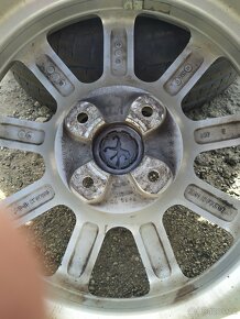 Sada letnich kol Peugeot, disky originál, nepoškozené 6,5 J - 5