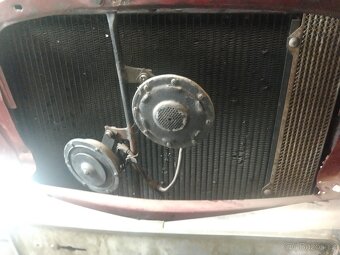 Mercedes w115 - 5