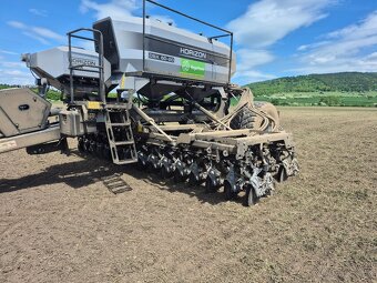 NO TILL secí stroj pro přímé setí HORIZON DSX 60-18 - 5
