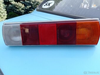 ZADNE SVETLA SKODA 100/110R - 5