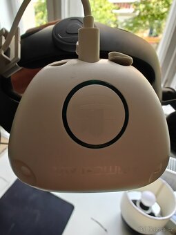 Oculus Quest 2 + prislusenstvi - 5