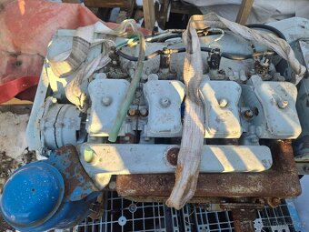 Prodam motor slavia 4s90a temĕř nepoužitý - 5