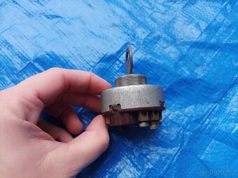 Spínací skříňka s klíčkem PAL - 5