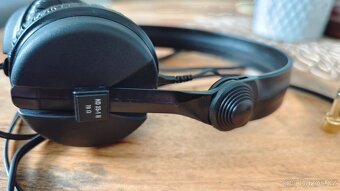 Sennheiser HD 25 - 5