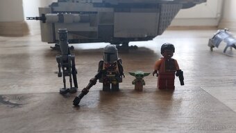 Logo Star Wars 75292 - 5