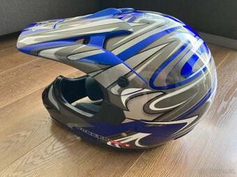 MX helma Worker - 5