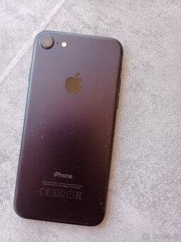 Apple iPhone 7 32GB - 5