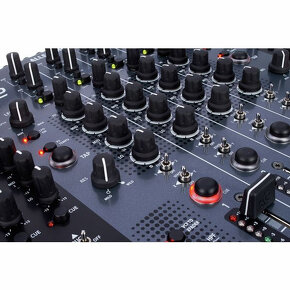 Allen & Heath Xone92 - 5