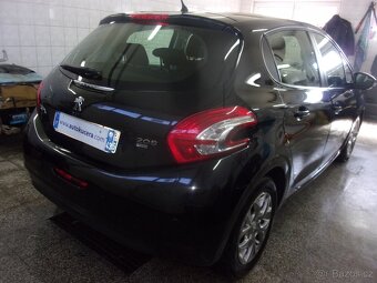 Peugeot 208 1,6 e-HDi - 5