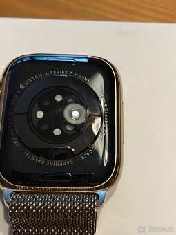 Apple Watch 7 GPS + Cellular, 41mm Gold Stainless - 5
