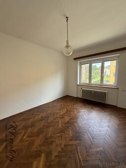 Prodej bytu 2+1 s balkonem, CP 81 m2, Vsetín, ul. Na Kamenc - 5