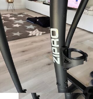 Prodám eliptický trenažér Zipro Shox RS - 5