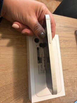 Prodám iPhone 13 – 128 GB - 5