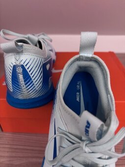 NIKE kopačky ZOOM VAPOR 16 ACADEMY IC vel.37,5 - 5