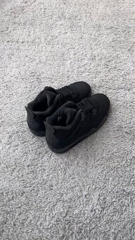 Air Jordan 4 Retro Black Cat 2025 - 5