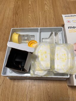 Odsávačka Medela Swing Flex - 5