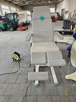 Elektrické Pedikérské křeslo Ruck šedivé 3motory - 5