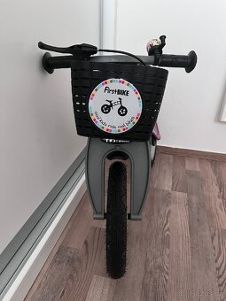 Odrážedlo FirstBIKE + helma XS BTWIN - 5