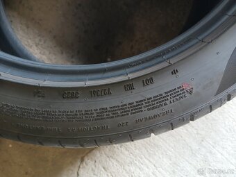 2xletní pneu 275/40/19.Pirelli. - 5