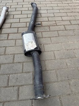 Subaru Impreza STI výfuk, katalyzátor - 5
