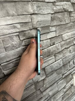 iPhone 16 - 5