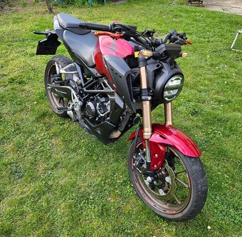 Honda CB125R 2023 - 5