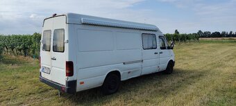 Volkswagen LT 35 2.5 TDI (66 kW), 6 míst - 5