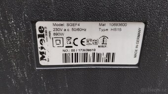 Prodám vysavač Miele - 5